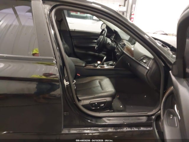 Продажа на аукционе авто 2015 Bmw 328i Xdrive, vin: WBA3B5C56FF960860, номер лота: 44838256