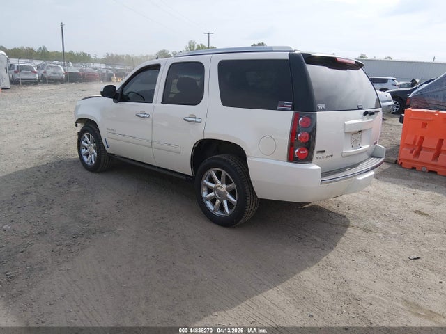 44838270 :رقم المزاد ، 1GKS2EEF5BR200615 vin ، 2011 Gmc Yukon Denali مزاد بيع