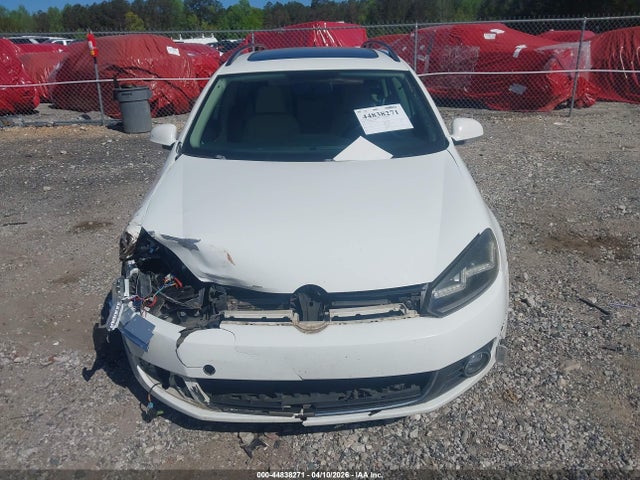 44838271 :رقم المزاد ، 3VWTL7AJ8AM704575 vin ، 2010 Volkswagen Jetta Tdi مزاد بيع