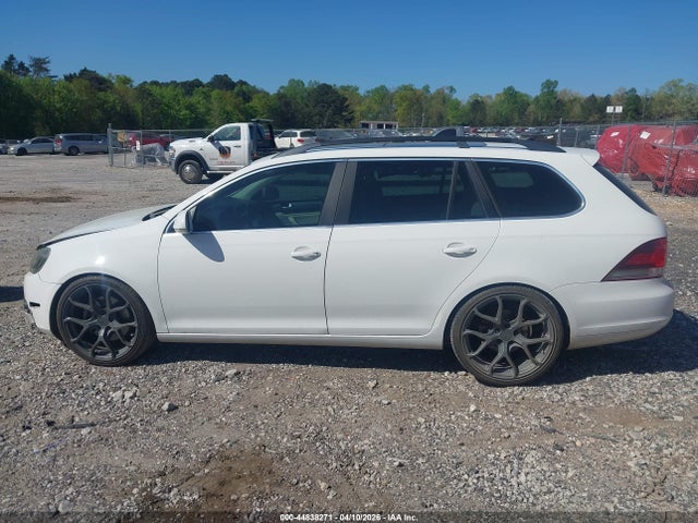 44838271 :رقم المزاد ، 3VWTL7AJ8AM704575 vin ، 2010 Volkswagen Jetta Tdi مزاد بيع