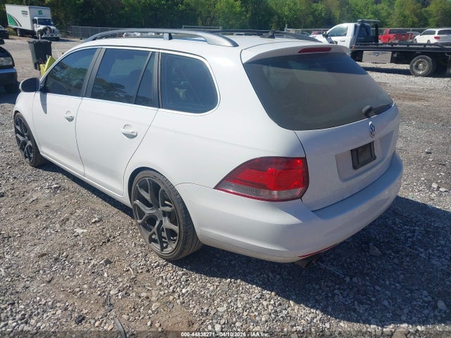 44838271 :رقم المزاد ، 3VWTL7AJ8AM704575 vin ، 2010 Volkswagen Jetta Tdi مزاد بيع