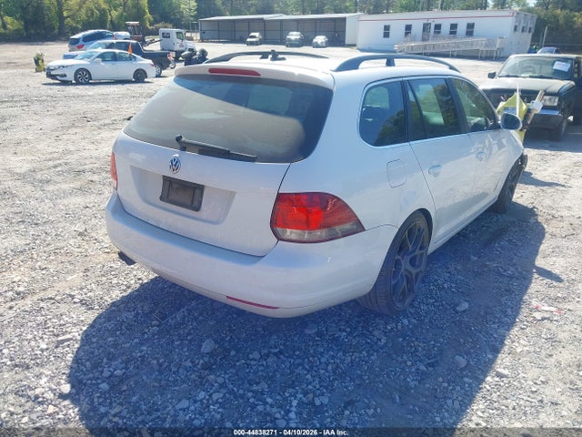 44838271 :رقم المزاد ، 3VWTL7AJ8AM704575 vin ، 2010 Volkswagen Jetta Tdi مزاد بيع
