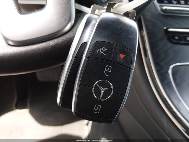 44838282 :رقم المزاد ، W1N0G8EB8MV307079 vin ، 2021 Mercedes-benz Glc 300 4matic Suv مزاد بيع