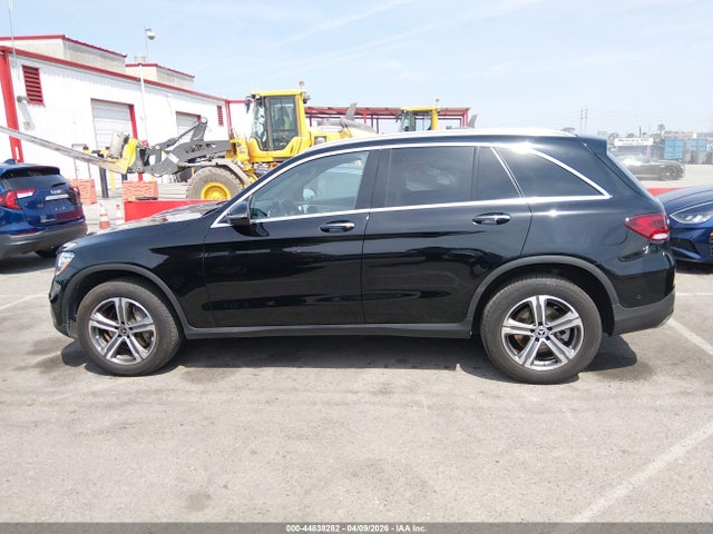 44838282 :رقم المزاد ، W1N0G8EB8MV307079 vin ، 2021 Mercedes-benz Glc 300 4matic Suv مزاد بيع