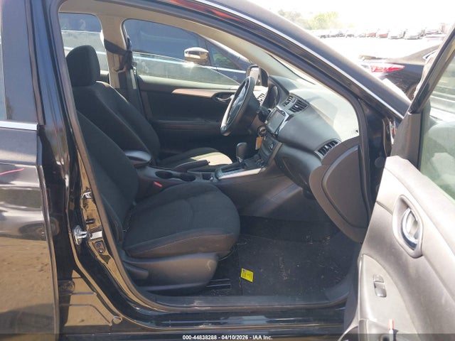 2019 Nissan Sentra S მანქანა იყიდება აუქციონზე, vin: 3N1AB7AP2KY224577, აუქციონის ნომერი: 44838288