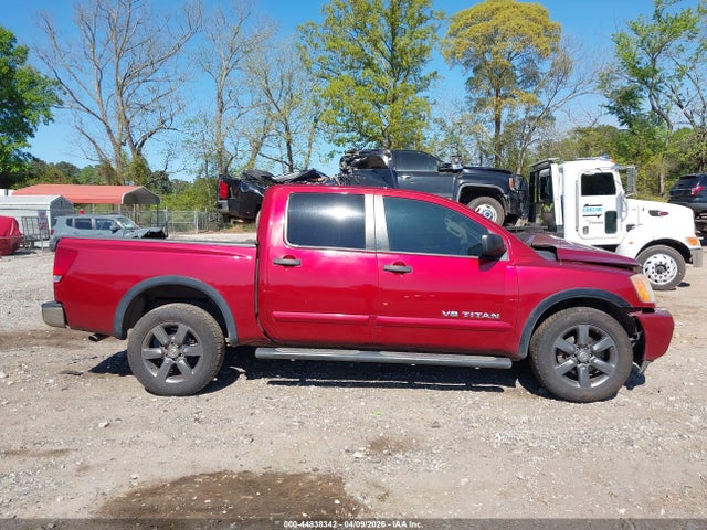 1N6BA0ED8FN500305 Nissan TITAN SV