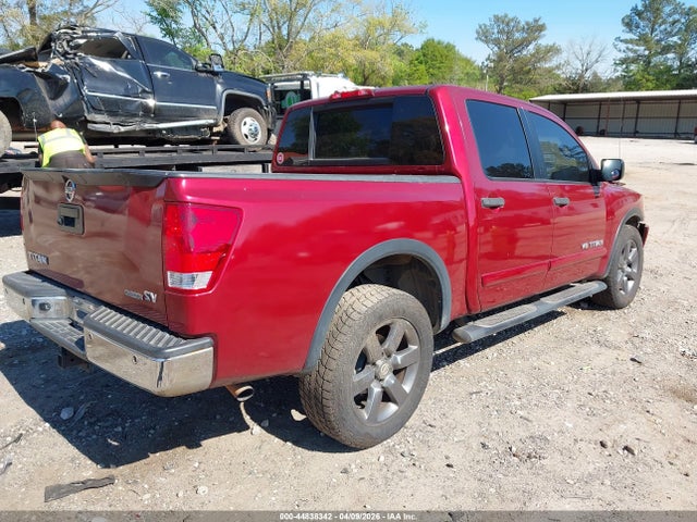 1N6BA0ED8FN500305 Nissan TITAN SV