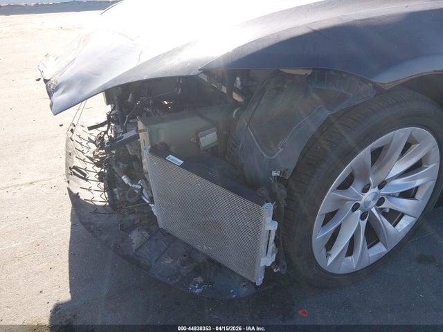 Продаж на аукціоні авто 2017 Tesla Model S 100d/60d/75d/90d/p100d, vin: 5YJSA1E2XHF194636, номер лоту: 44838353