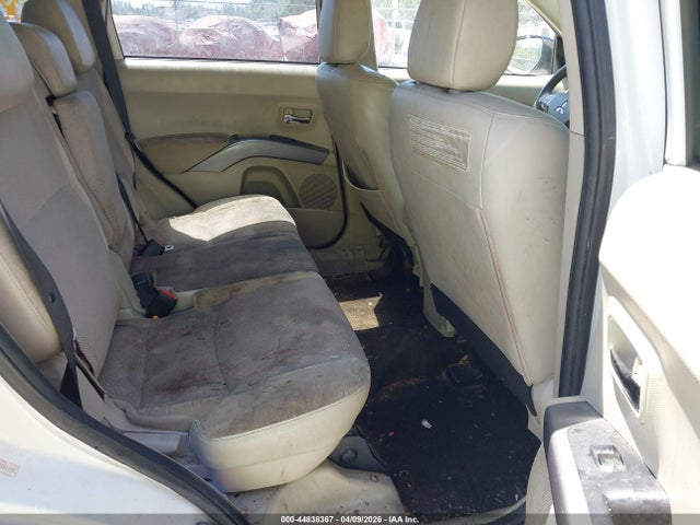 2010 Mitsubishi Outlander Se მანქანა იყიდება აუქციონზე, vin: JA4AS3AW4AZ001193, აუქციონის ნომერი: 44838367