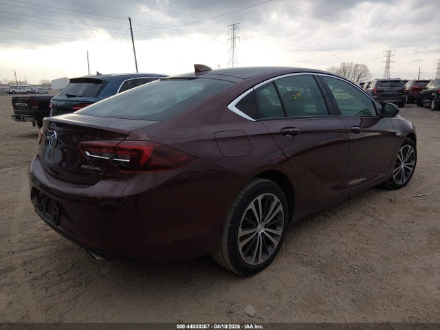 2018 Buick Regal Sportback Essence მანქანა იყიდება აუქციონზე, vin: W04GP6SX0J1135850, აუქციონის ნომერი: 44838387