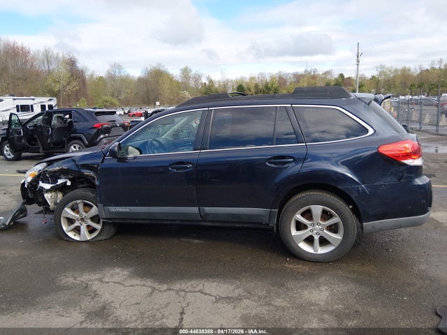 44838388 :رقم المزاد ، 4S4BRBKC4D3304062 vin ، 2013 Subaru Outback 2.5i Limited مزاد بيع