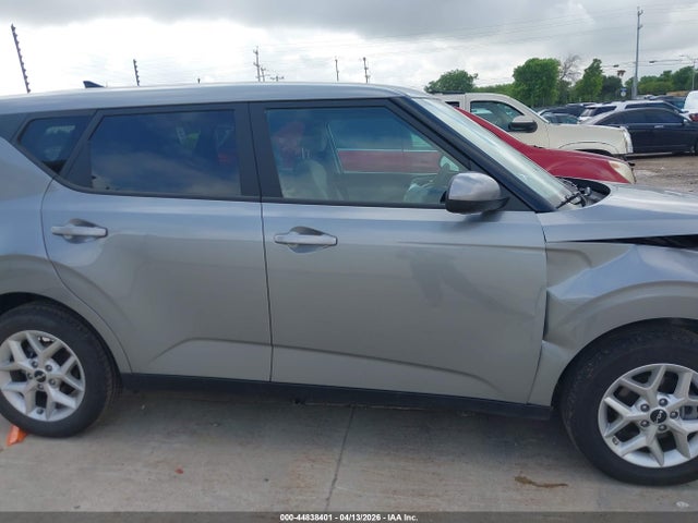 KNDJ23AU0S7962942 KIA Soul Lx/s