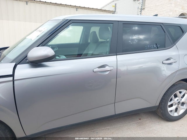 KNDJ23AU0S7962942 KIA Soul Lx/s