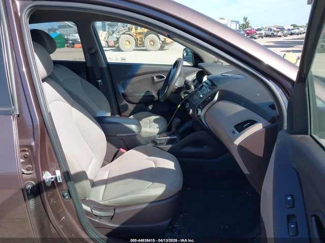 44838415 :رقم المزاد ، KM8JT3AF6EU815847 vin ، 2014 Hyundai Tucson Gls مزاد بيع