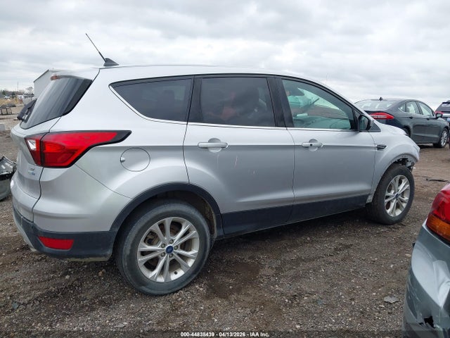 44838439 :رقم المزاد ، 1FMCU9GD0KUC24455 vin ، 2019 Ford Escape Se مزاد بيع