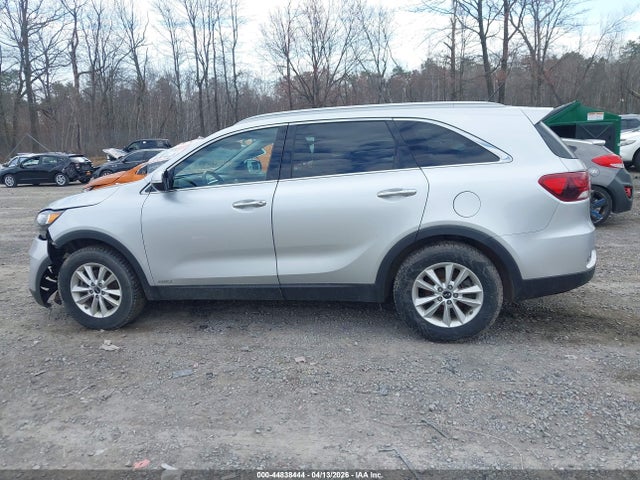 Продаж на аукціоні авто 2020 Kia Sorento 2.4l Lx, vin: 5XYPGDA31LG628125, номер лоту: 44838444