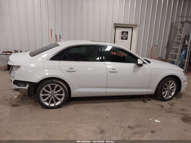 44838451 :رقم المزاد ، WAUGMAF49KN001105 vin ، 2019 Audi A4 40 Premium/40 Titanium Premium مزاد بيع