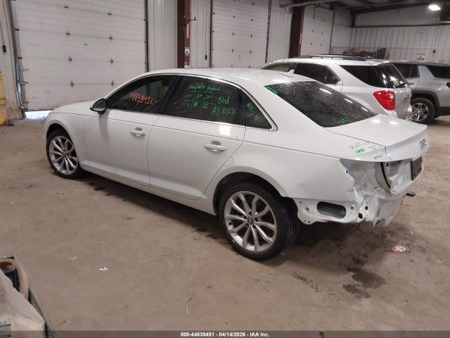 44838451 :رقم المزاد ، WAUGMAF49KN001105 vin ، 2019 Audi A4 40 Premium/40 Titanium Premium مزاد بيع