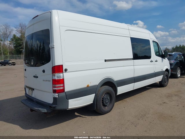 Продажа на аукционе авто 2014 Freightliner Sprinter 2500 High  Roof, vin: WDRPE8DC8E5870513, номер лота: 44838455