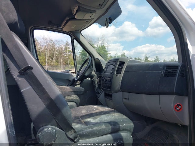 Продажа на аукционе авто 2014 Freightliner Sprinter 2500 High  Roof, vin: WDRPE8DC8E5870513, номер лота: 44838455