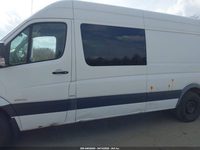 Продажа на аукционе авто 2014 Freightliner Sprinter 2500 High  Roof, vin: WDRPE8DC8E5870513, номер лота: 44838455