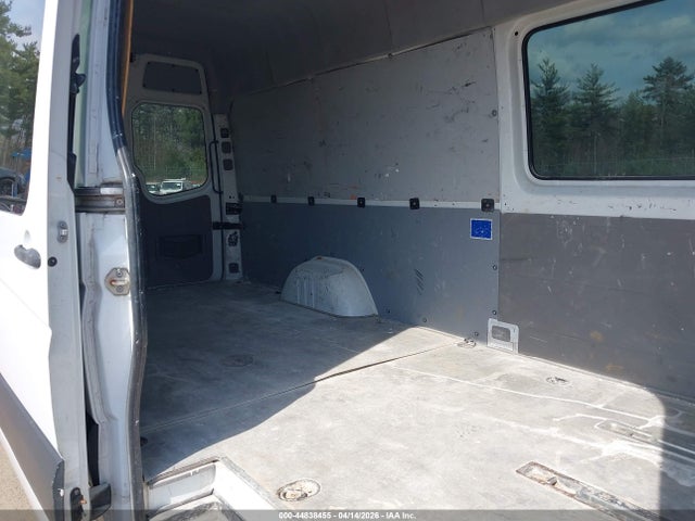 Продажа на аукционе авто 2014 Freightliner Sprinter 2500 High  Roof, vin: WDRPE8DC8E5870513, номер лота: 44838455