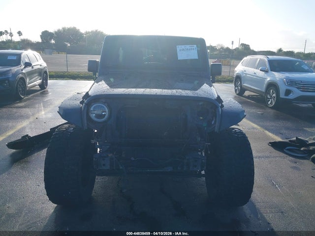 2016 Jeep Wrangler Unlimited Sahara მანქანა იყიდება აუქციონზე, vin: 1C4BJWEG4GL172507, აუქციონის ნომერი: 44838459