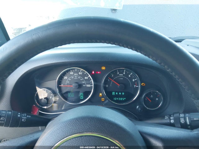 2016 Jeep Wrangler Unlimited Sahara მანქანა იყიდება აუქციონზე, vin: 1C4BJWEG4GL172507, აუქციონის ნომერი: 44838459