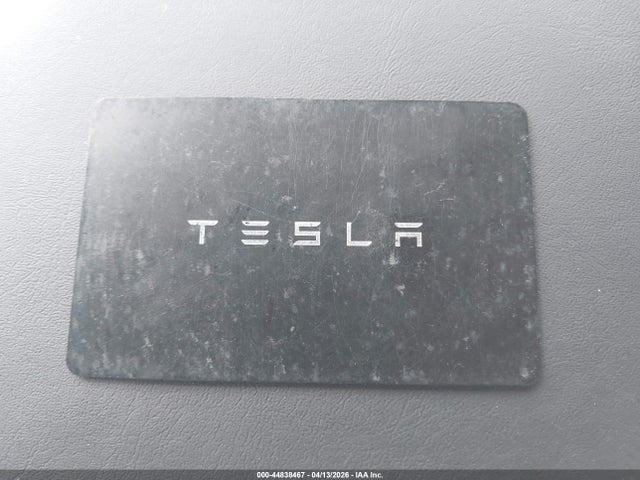 44838467 :رقم المزاد ، 7SAYGDEE9RA329353 vin ، 2024 Tesla Model Y Long Range Dual Motor All-wheel Drive مزاد بيع