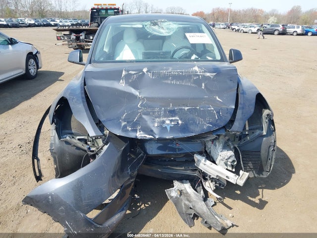 44838467 :رقم المزاد ، 7SAYGDEE9RA329353 vin ، 2024 Tesla Model Y Long Range Dual Motor All-wheel Drive مزاد بيع