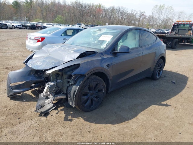 44838467 :رقم المزاد ، 7SAYGDEE9RA329353 vin ، 2024 Tesla Model Y Long Range Dual Motor All-wheel Drive مزاد بيع