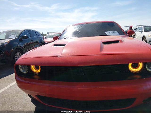 Продажа на аукционе авто 2019 Dodge Challenger Sxt, vin: 2C3CDZAG0KH716823, номер лота: 44838484