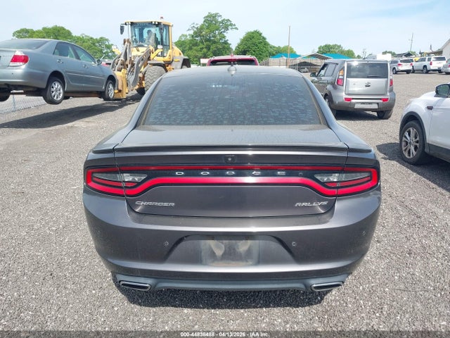 Продаж на аукціоні авто 2015 Dodge Charger Sxt, vin: 2C3CDXHG7FH852673, номер лоту: 44838488