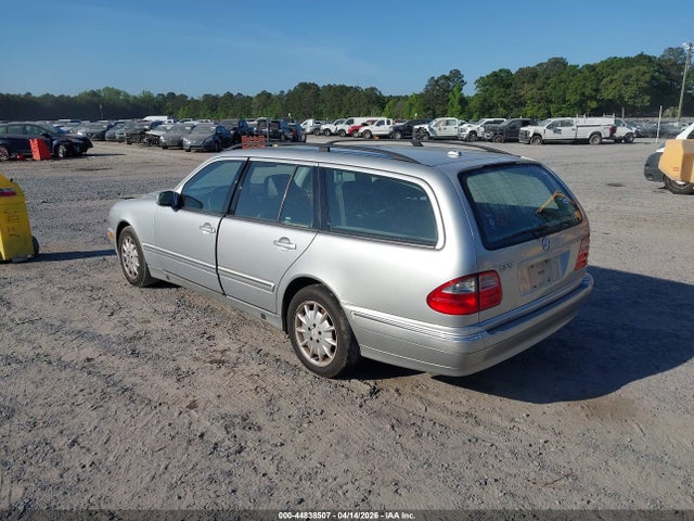 Aukcja sprzedaży 2001 Mercedes-benz E 320, vin: WDBJH65J61B385943, numer aukcji: 44838507