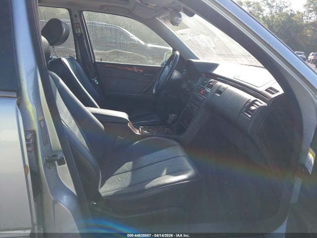 Aukcja sprzedaży 2001 Mercedes-benz E 320, vin: WDBJH65J61B385943, numer aukcji: 44838507