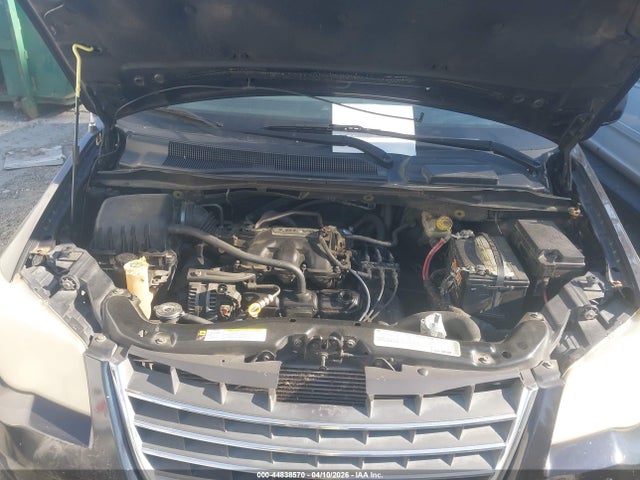 Продажа на аукционе авто 2010 Chrysler Town & Country Touring, vin: 2A4RR5D14AR170361, номер лота: 44838570