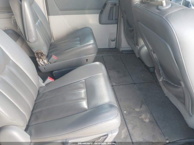 Продажа на аукционе авто 2010 Chrysler Town & Country Touring, vin: 2A4RR5D14AR170361, номер лота: 44838570