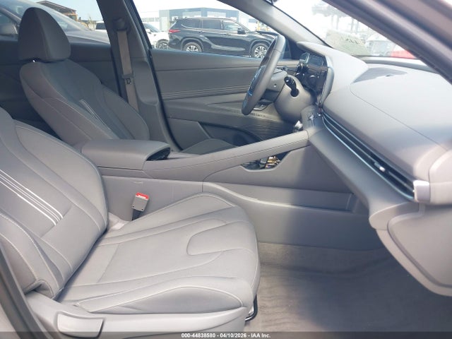 Продажа на аукционе авто 2023 Hyundai Elantra Sel, vin: KMHLS4AG2PU568548, номер лота: 44838580
