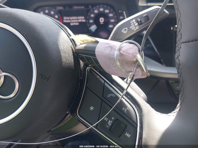 2025 Audi A3 Premium 40 Tfsi Quattro S Tronic მანქანა იყიდება აუქციონზე, vin: WAUGUDGYXSA069259, აუქციონის ნომერი: 44838586