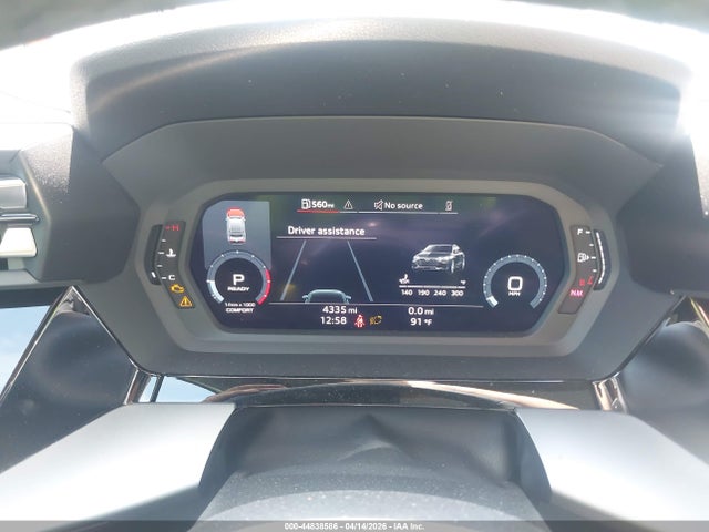 2025 Audi A3 Premium 40 Tfsi Quattro S Tronic მანქანა იყიდება აუქციონზე, vin: WAUGUDGYXSA069259, აუქციონის ნომერი: 44838586