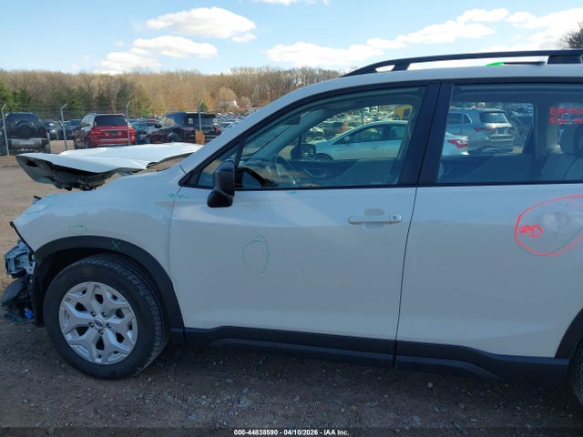 2022 Subaru Forester მანქანა იყიდება აუქციონზე, vin: JF2SKACC2NH484309, აუქციონის ნომერი: 44838590