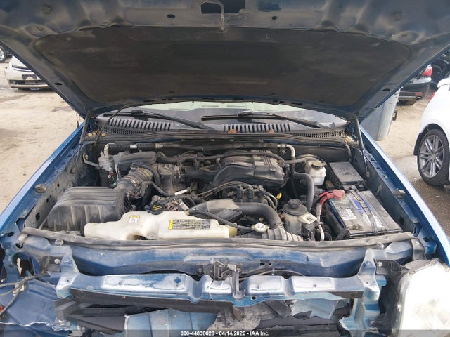 2010 Ford Explorer Xlt მანქანა იყიდება აუქციონზე, vin: 1FMEU7DEXAUA40469, აუქციონის ნომერი: 44838628