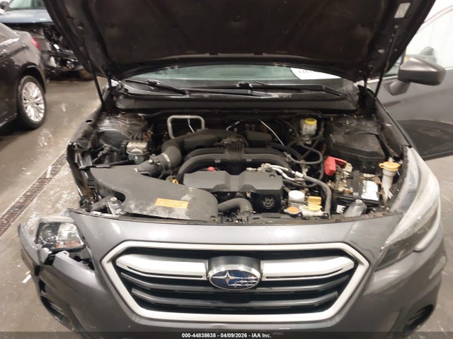 44838638 :رقم المزاد ، 4S4BSAAC2J3271400 vin ، 2018 Subaru Outback 2.5i مزاد بيع
