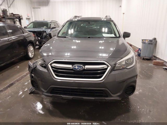 44838638 :رقم المزاد ، 4S4BSAAC2J3271400 vin ، 2018 Subaru Outback 2.5i مزاد بيع