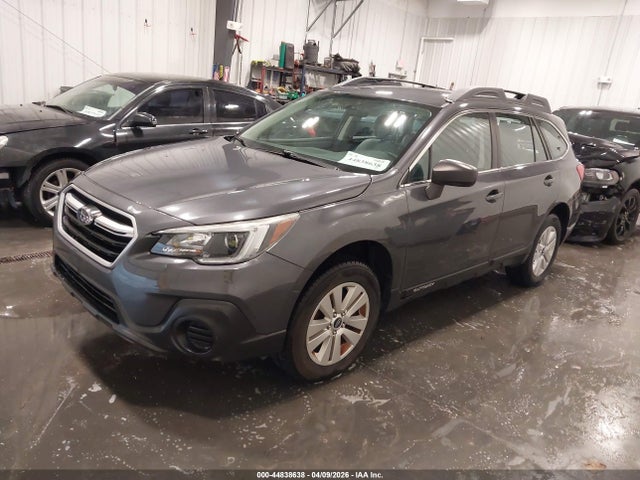 44838638 :رقم المزاد ، 4S4BSAAC2J3271400 vin ، 2018 Subaru Outback 2.5i مزاد بيع