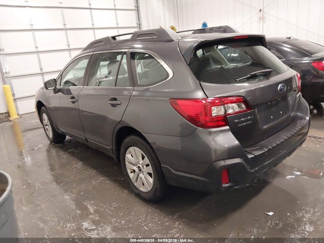 44838638 :رقم المزاد ، 4S4BSAAC2J3271400 vin ، 2018 Subaru Outback 2.5i مزاد بيع