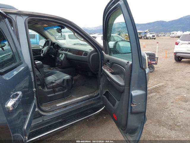 44838644 :رقم المزاد ، 1GKFK63878J165417 vin ، 2008 Gmc Yukon Denali مزاد بيع
