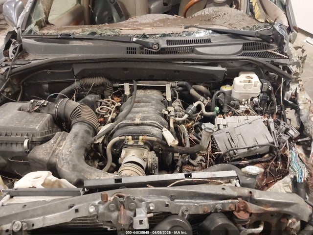 2005 LEXUS GX 470 JTJBT20X650071880 Photo 9