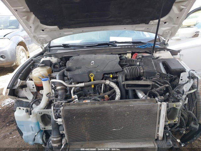 1LN6L9NP9H5637572 Lincoln Continental Reserve