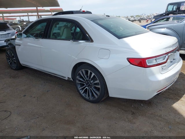 1LN6L9NP9H5637572 Lincoln Continental Reserve